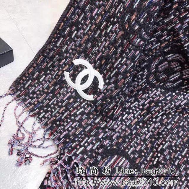 CHANEL香奈兒 2018年秋冬新款系列羊毛混紡圍巾 雙面可用 LLWJ6586
